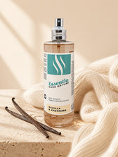 Osvežilec tkanin Vanilija in Kašmir Essentia Pure Nature z vaniljevimi stroki